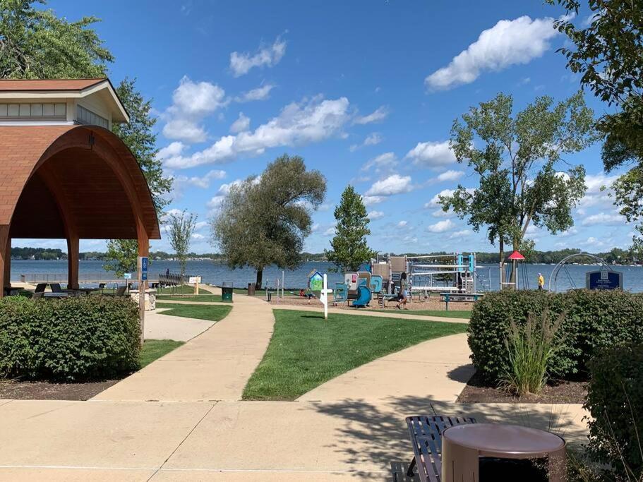 Charming And Happy Walled Lake Mi Cottage Novi Esterno foto