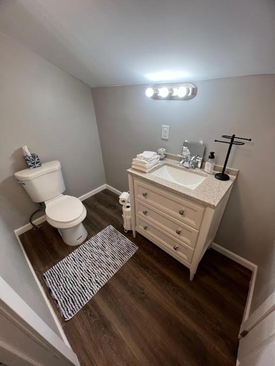 Charming And Happy Walled Lake Mi Cottage Novi Esterno foto